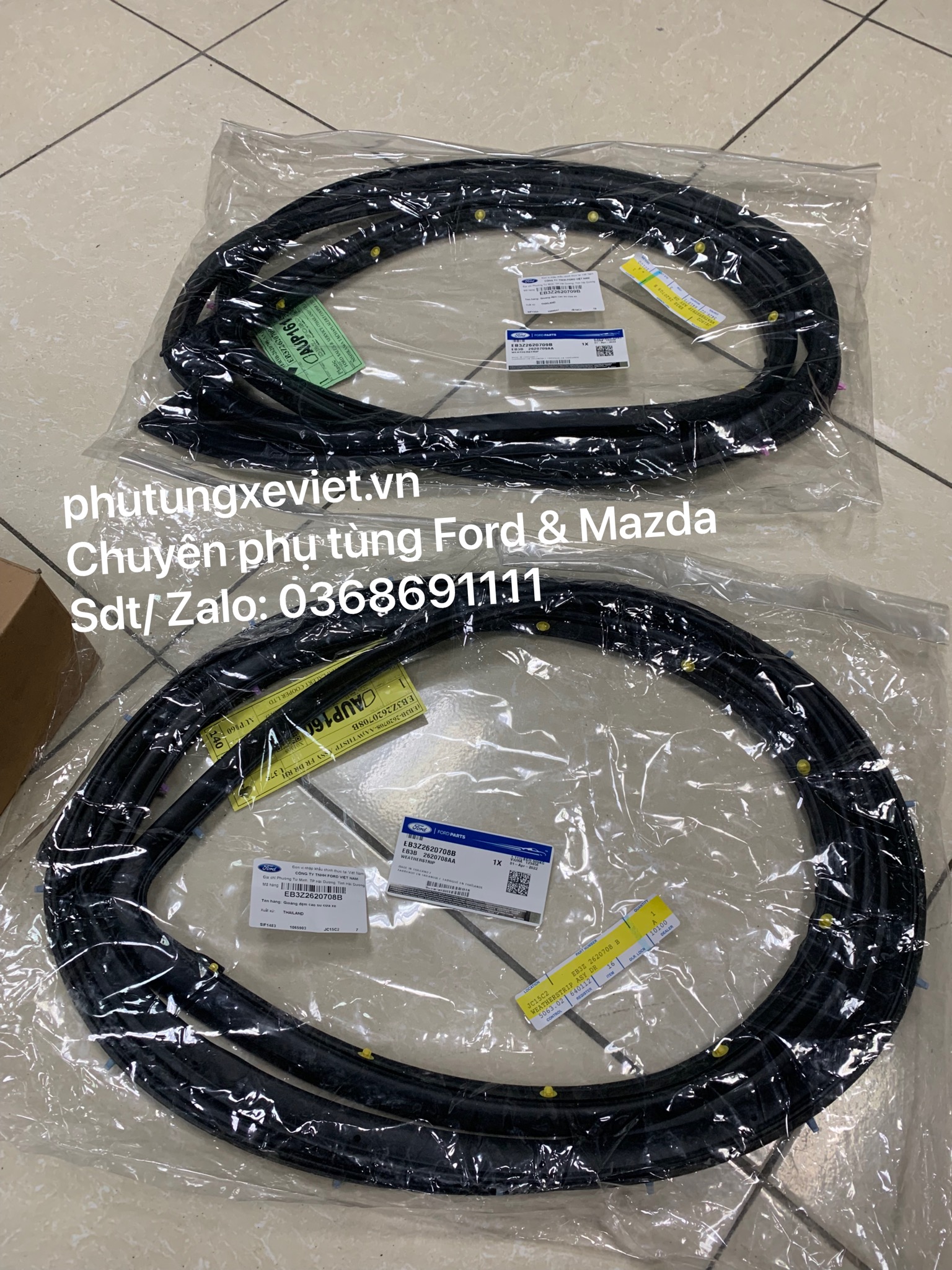 Gioăng khung cửa trước Ford Ranger EB3B2620708AA EB3Z2620708B