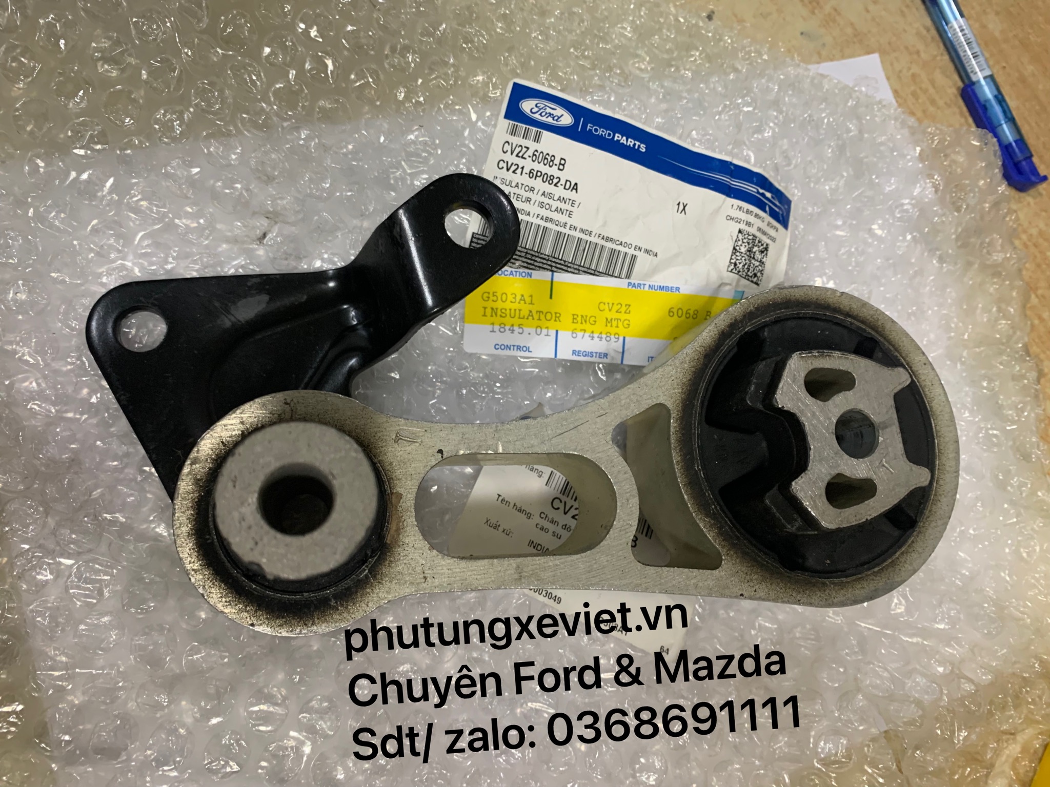 Chân đỡ hộp số Ford EcoSport CV2Z6068B CV216P082DA