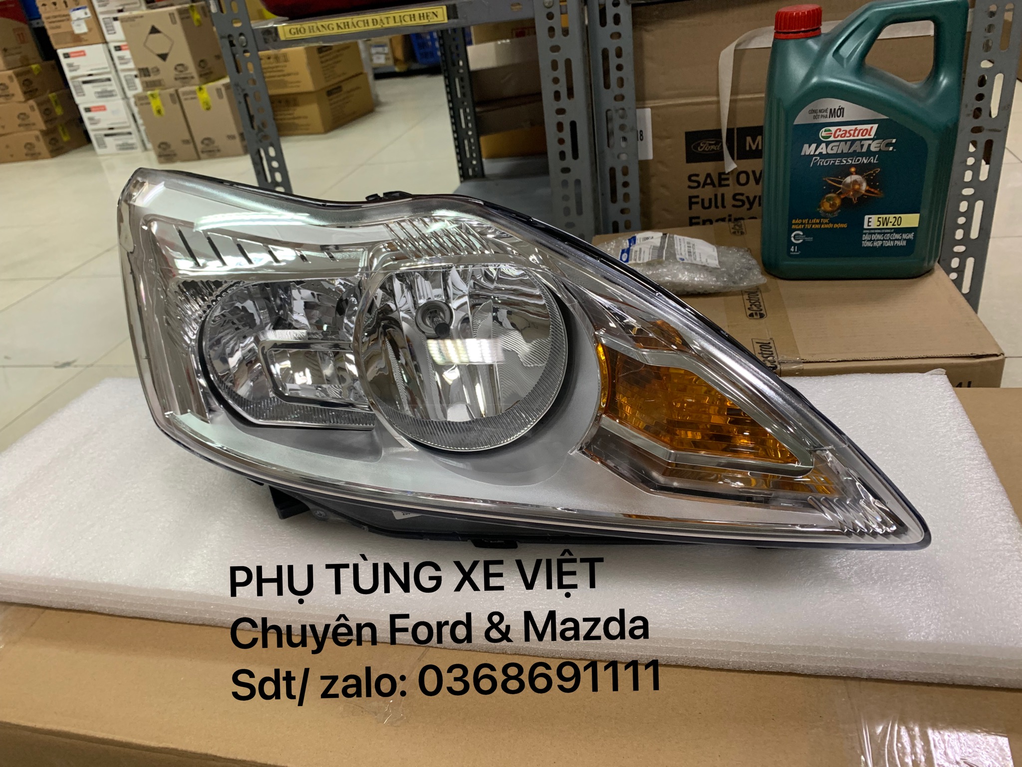 Đèn pha phải Ford Focus 2009 2010 2011 2012 8M5113W029EG 8M51-13W029-EG