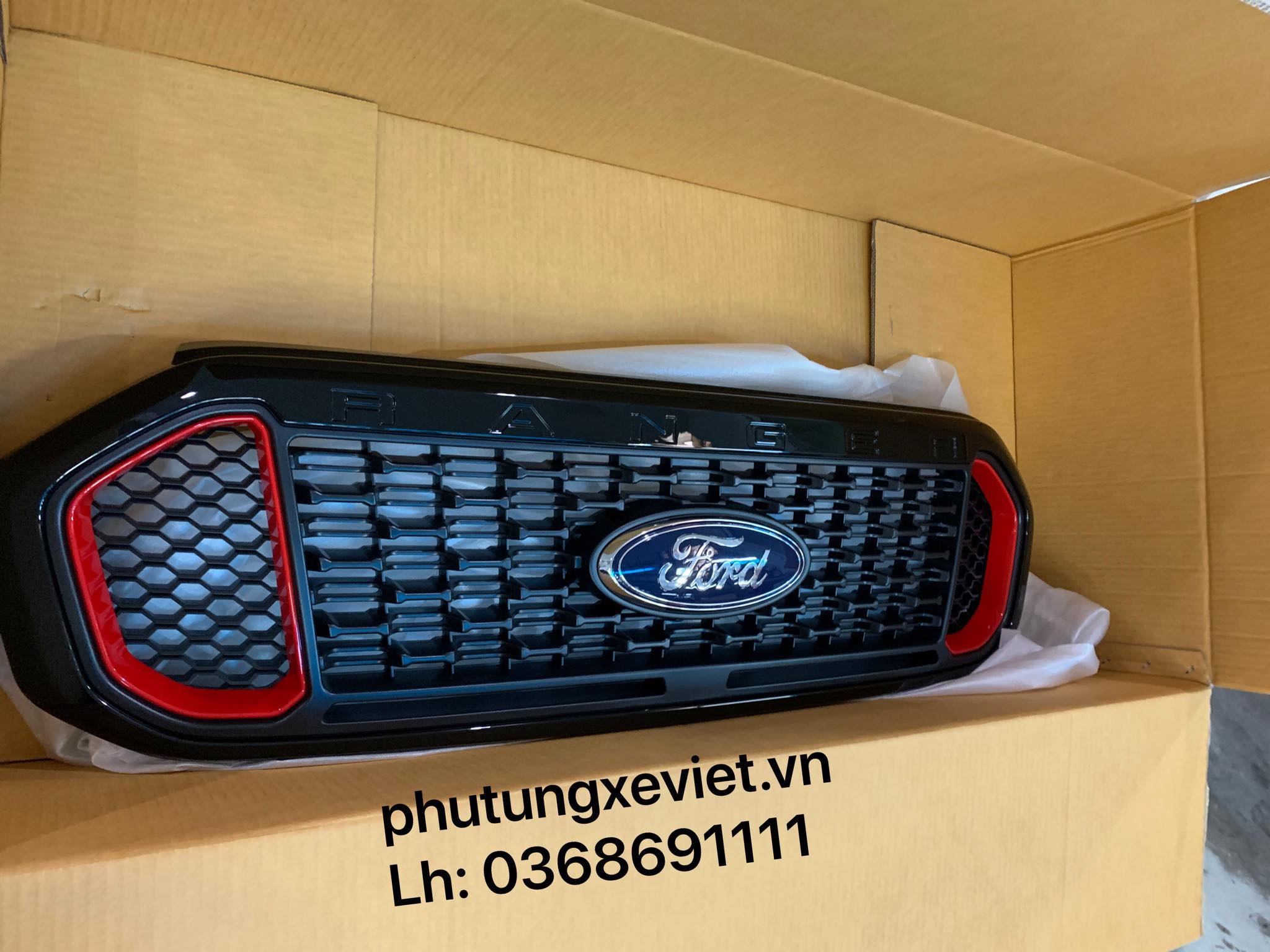 Ca lăng (mặt lạ đầu xe) Ford Ranger 2020