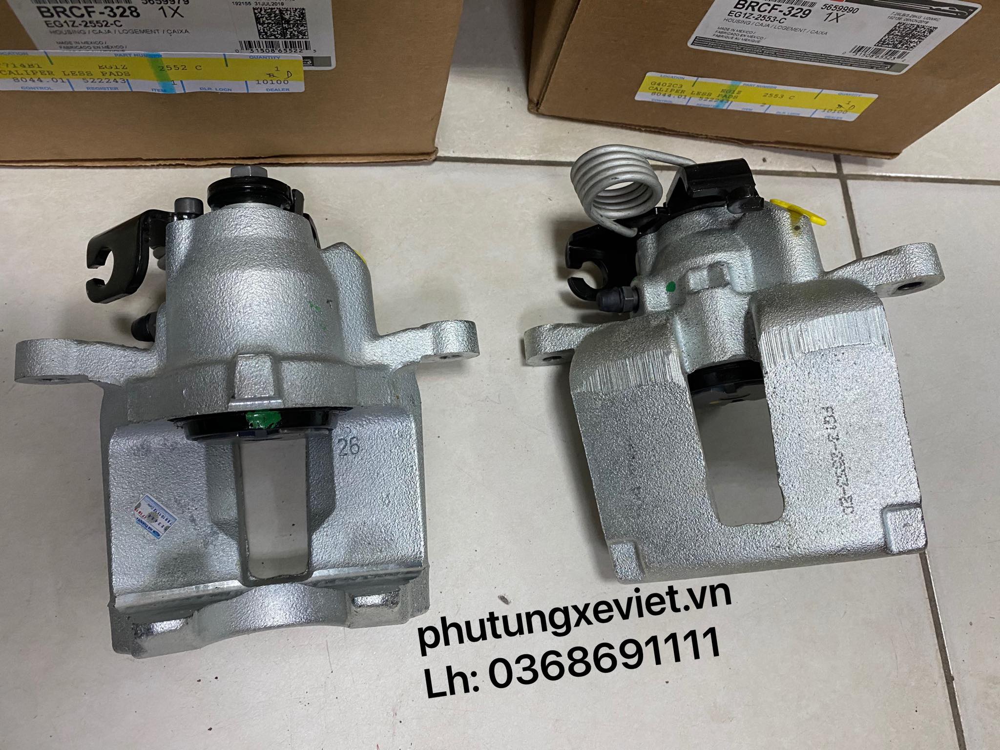 Cụm piston phanh sau (cụm gông phanh sau) Ford Explorer