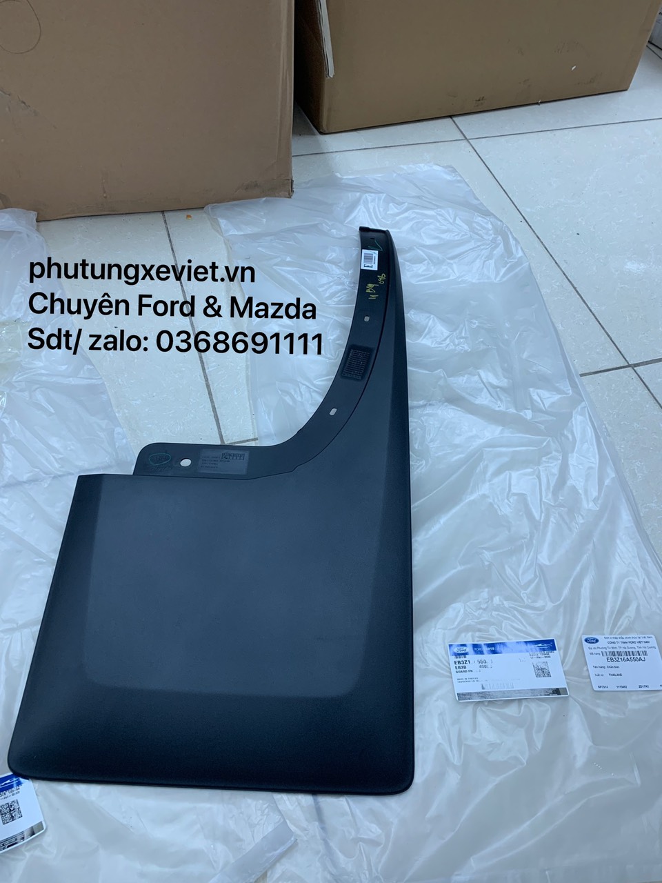 Chắn bùn bánh sau Ranger EB3Z16A550AJ EB3Z16A550AK