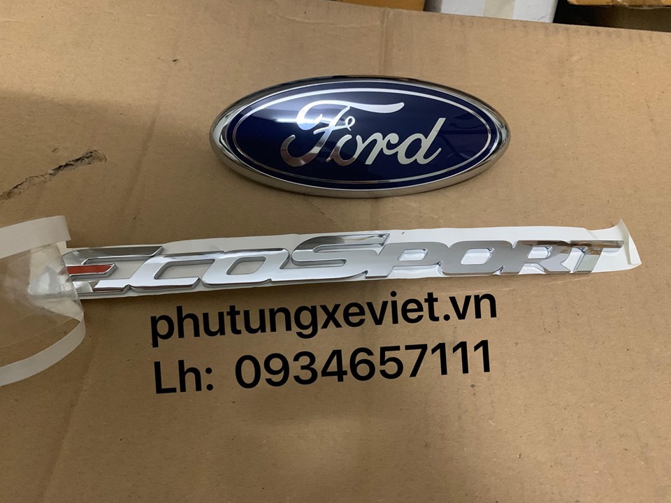 Chữ EcoSport dán sau xe Ford EcoSport