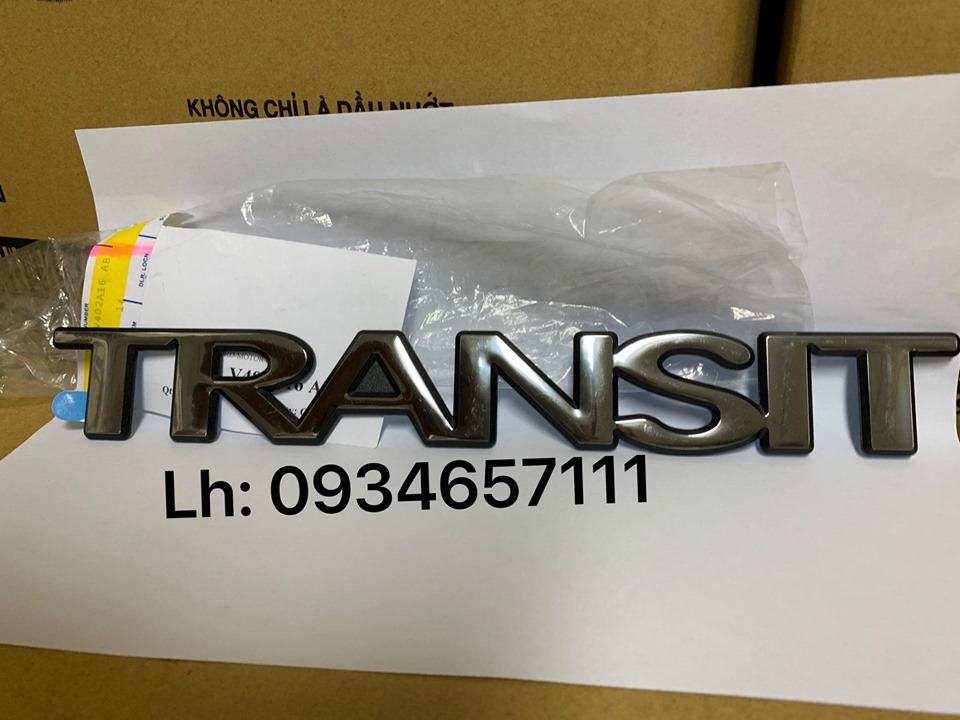 Chữ TRANSIT trên cửa xe FORD 16 chỗ