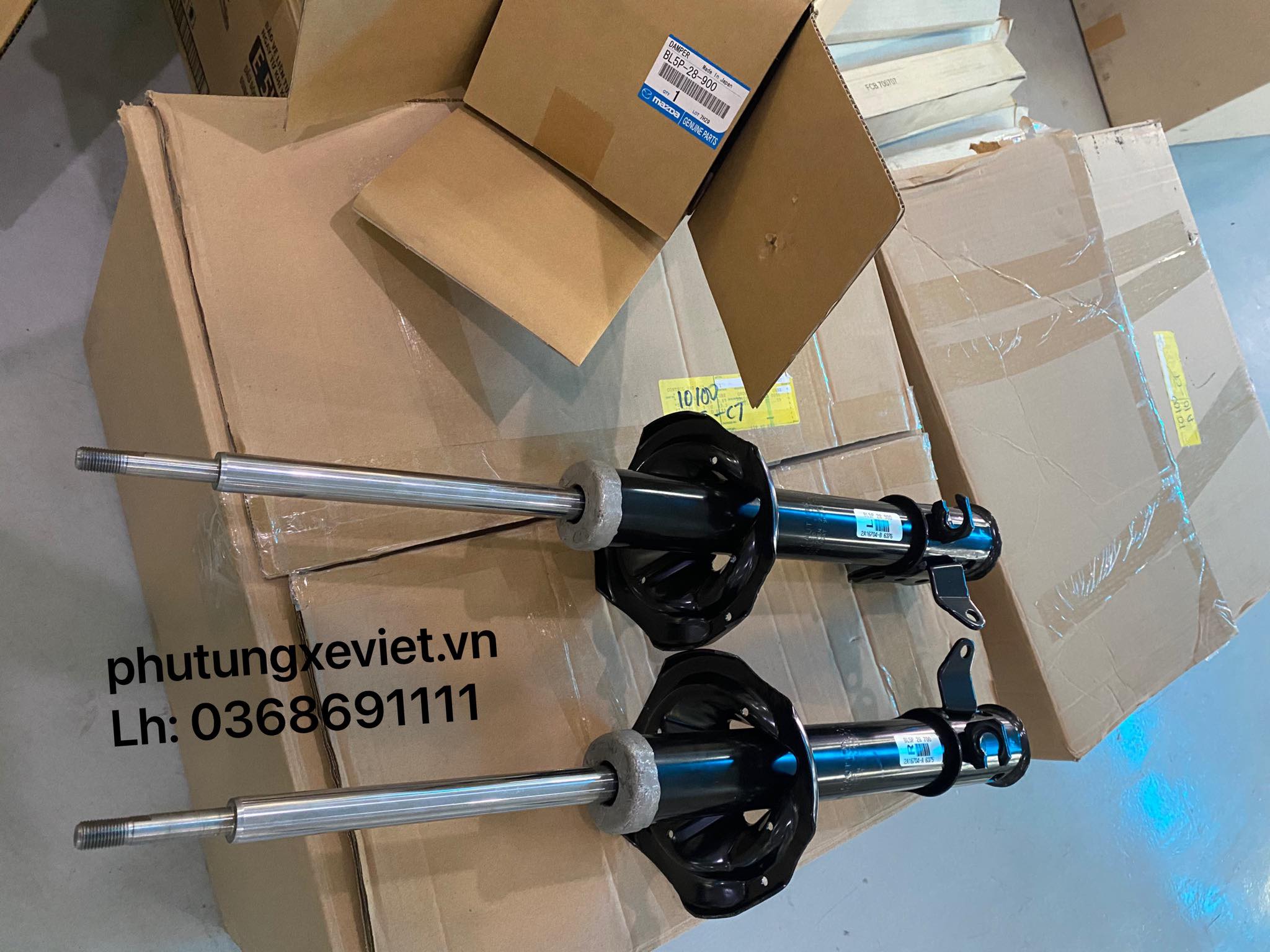 Giảm sóc sau Ford Laser / BL5P-28-700 / BL5P-28-900