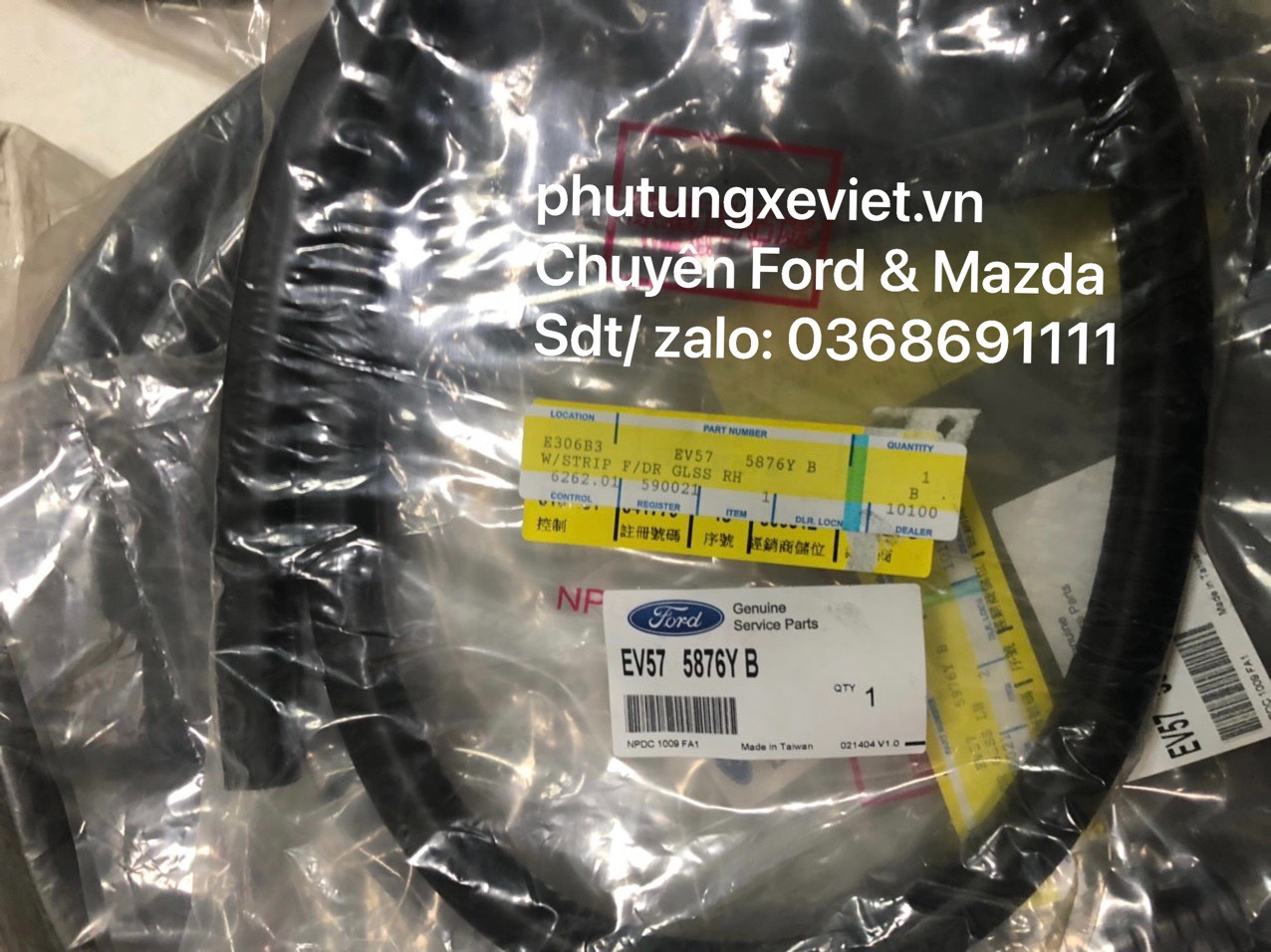 Gioăng cao su mép cửa sau Ford Escape / EV575876YB / EV575976YB