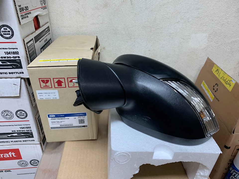 Gương chiếu hậu/ Gương xe Ford Fiesta