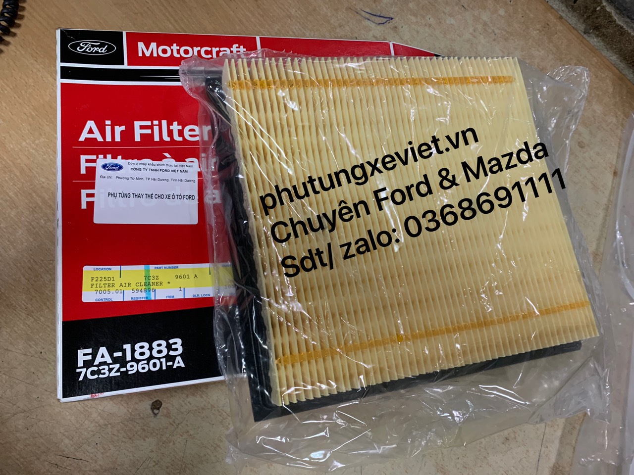 Lọc gió động cơ Ford F150, Expedition 7C3Z-9601-A / 7C3Z9601A