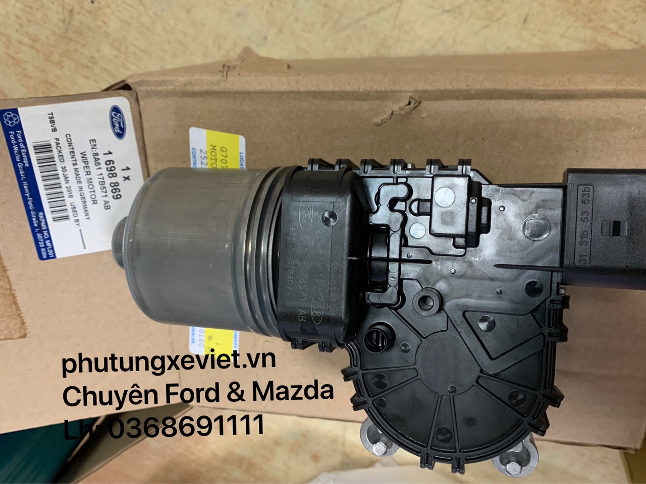 8A61-17B571-AB / 8A6117B571AB Mô tơ gạt mưa trước Ford Fiesta