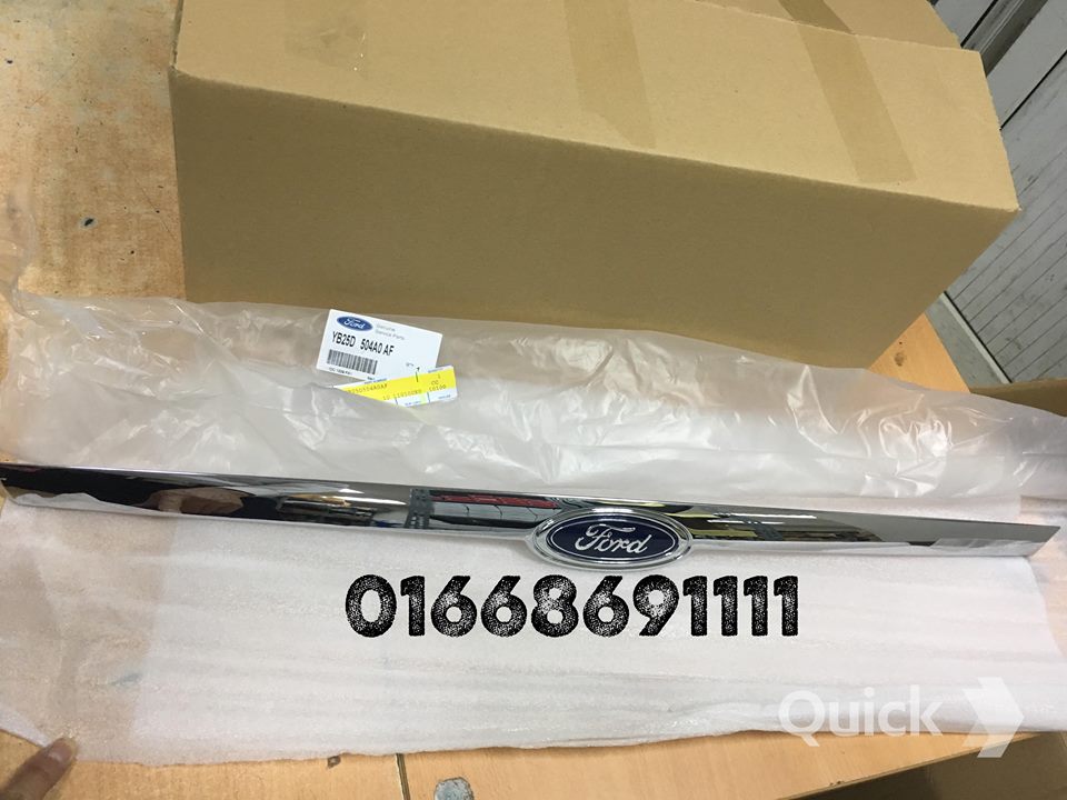 Nẹp mạ ca lăng Ford Laser – YB25D504A0AF / YB25D-504A0-AF