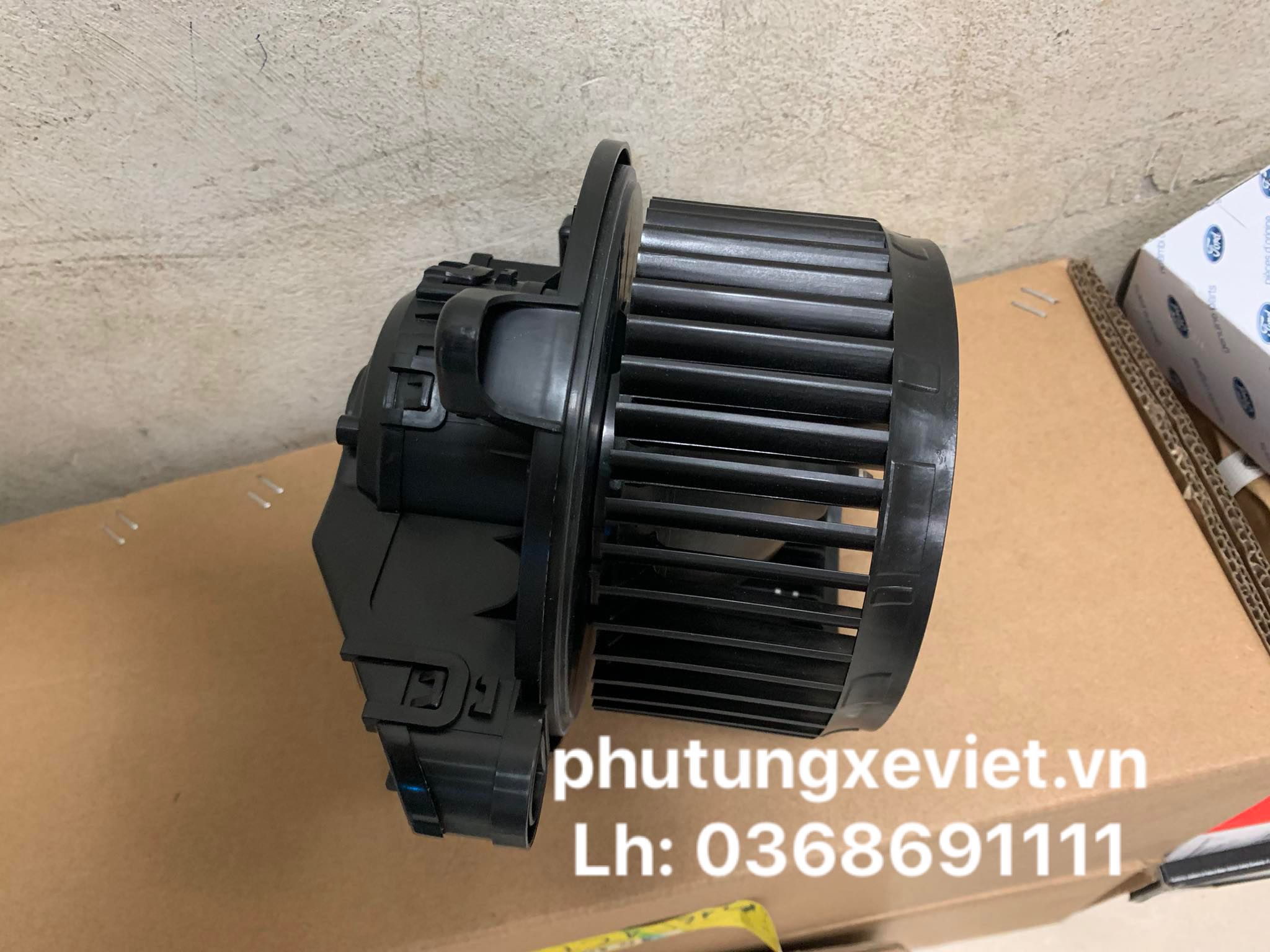 Quạt giàn lạnh Ford EcoSport / AV11-19846-AB