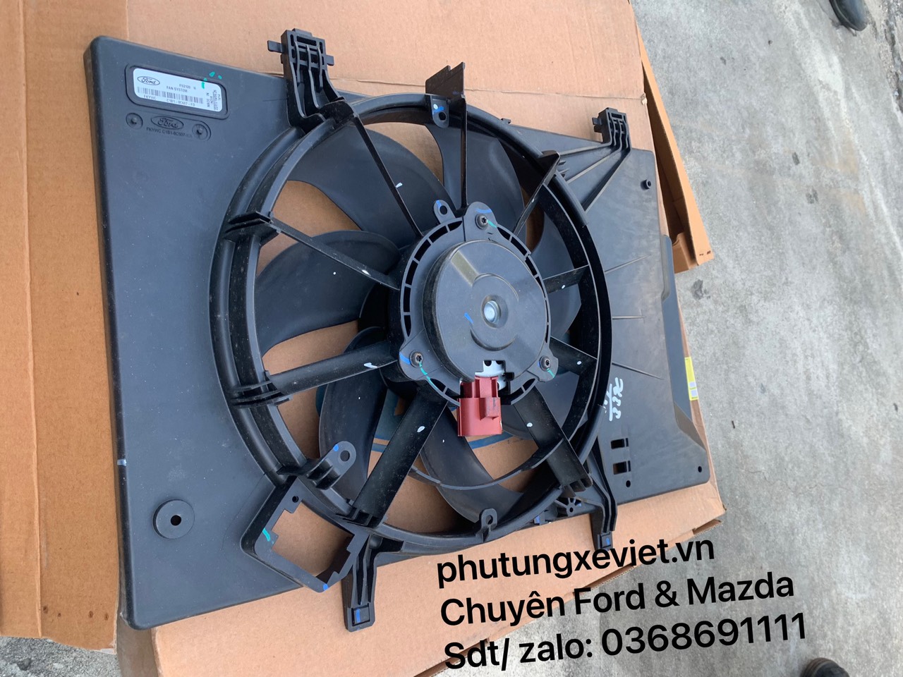 Quạt két nước EcoSport C1B18C607FC C1B18C607FD C1BZ8C607F