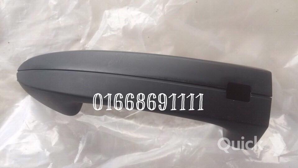 Tay mở cửa ngoài Ford Ecosport – 8A61 A22404 CFXUAA / 8A61 A22404 BFXUAA