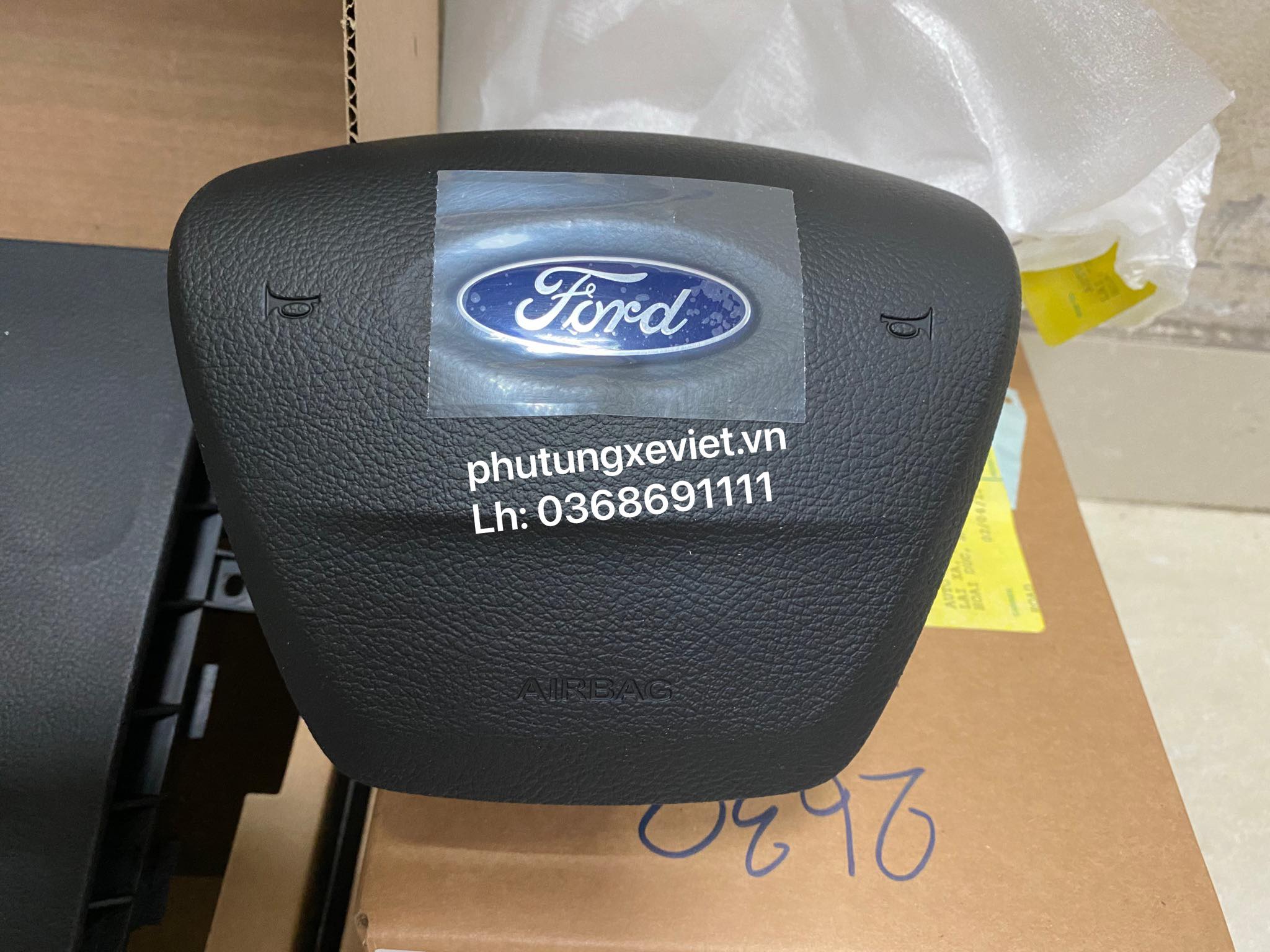 Túi khí vô lăng EcoSport GN1Z58043B13AA GN1Z 58043B13 AA