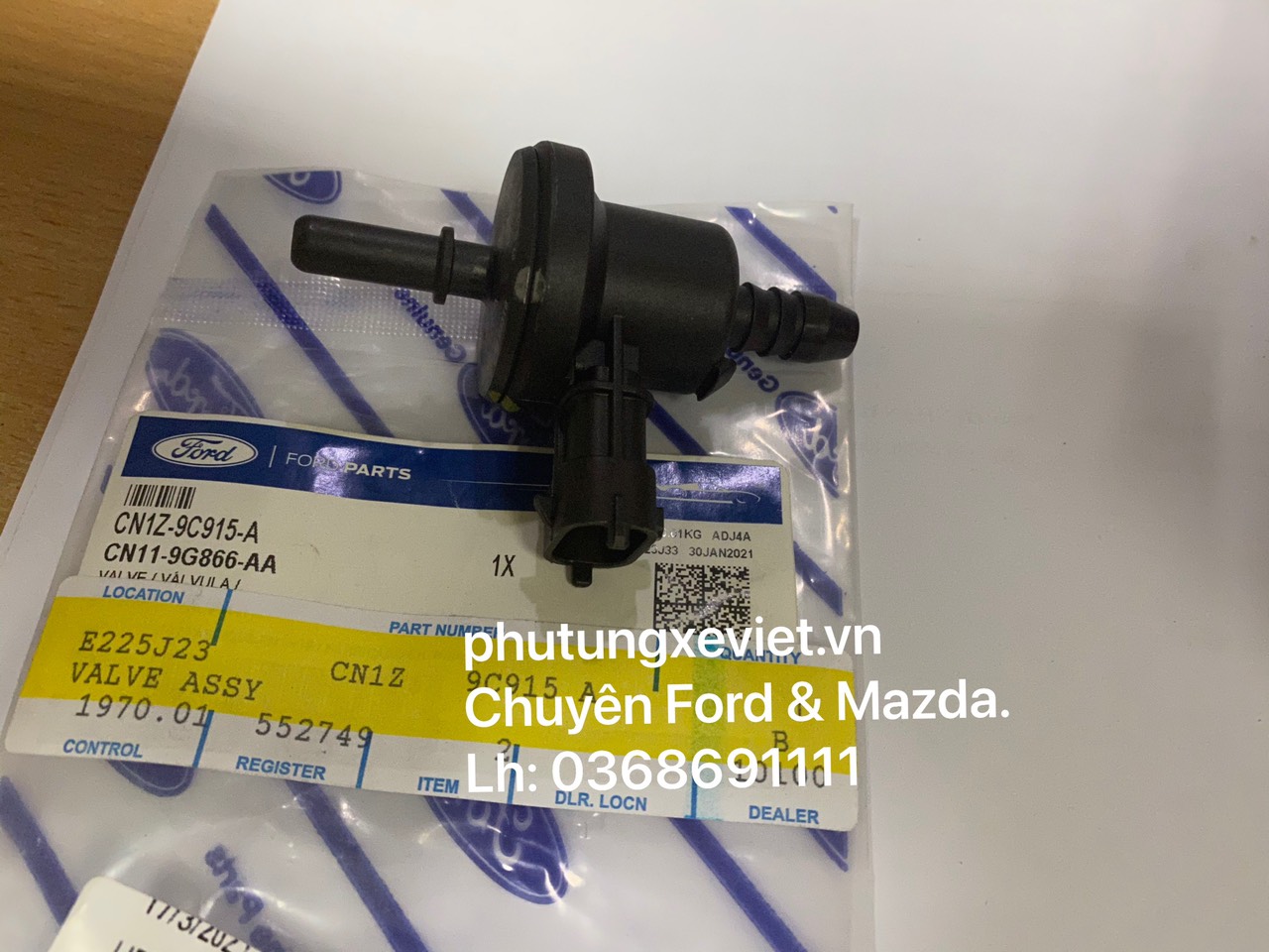 CN11-9G866-AA / CN119G866AA Van thu hồi hơi xăng Ford EcoSport