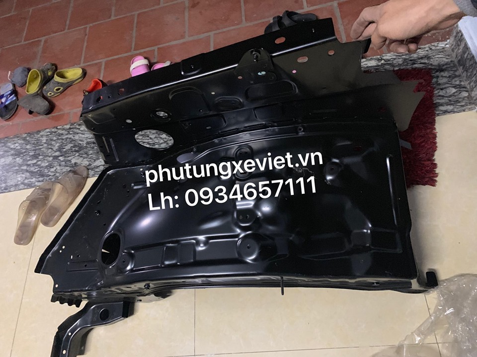Xương tai xe, Xương trong tai xe Ford Everest (2016-2020)