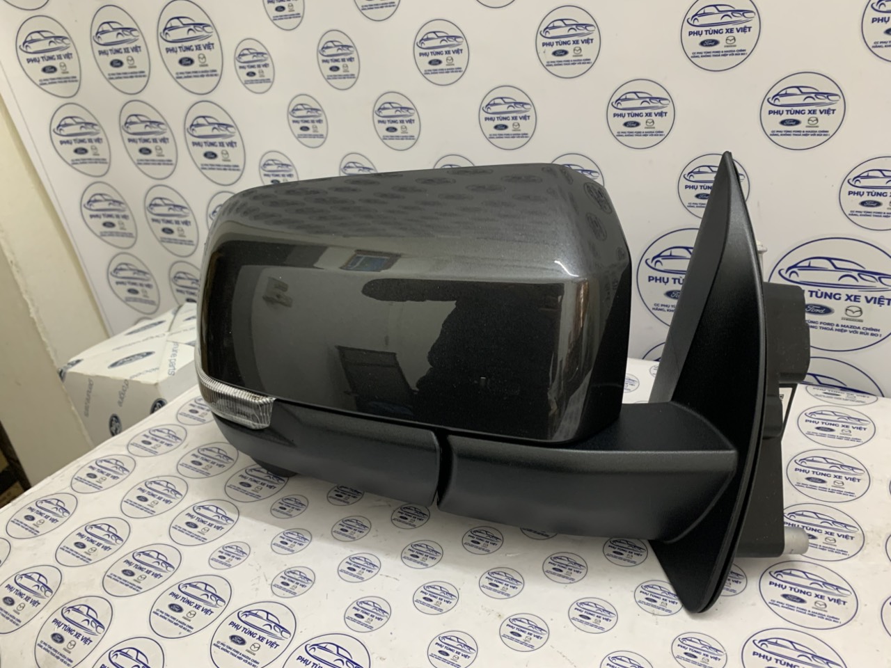 Gương chiếu hậu Ranger Wildtrak 2023 24 25 N1WZ17682UAE