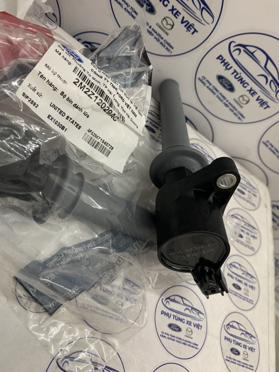 Bô bin đánh lửa Ford Escape 3.0, bobin Escape V6 2M2Z12029AC