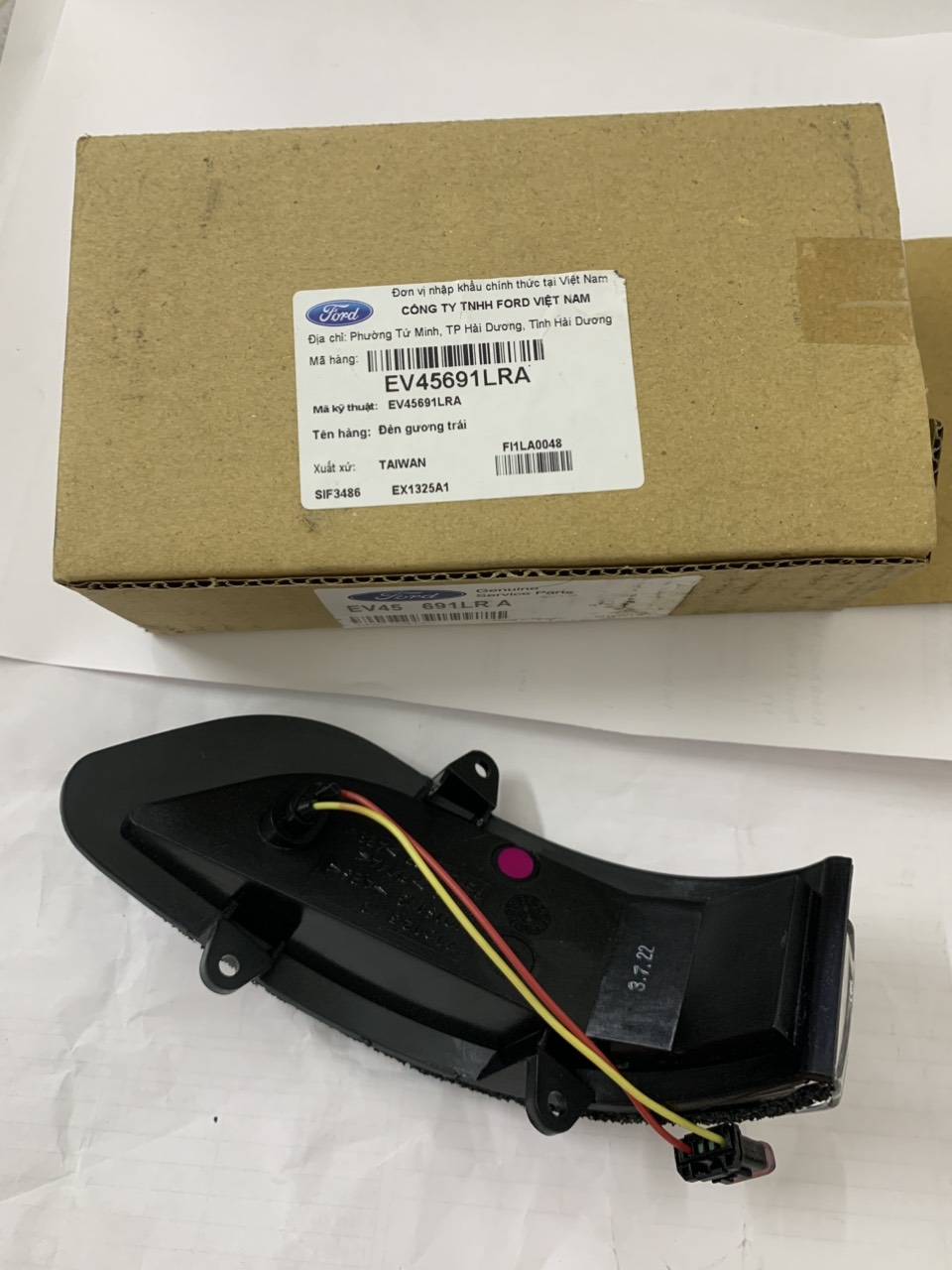 Đèn xi nhan gương Ford Escape EV45691LRA EV45691LLA