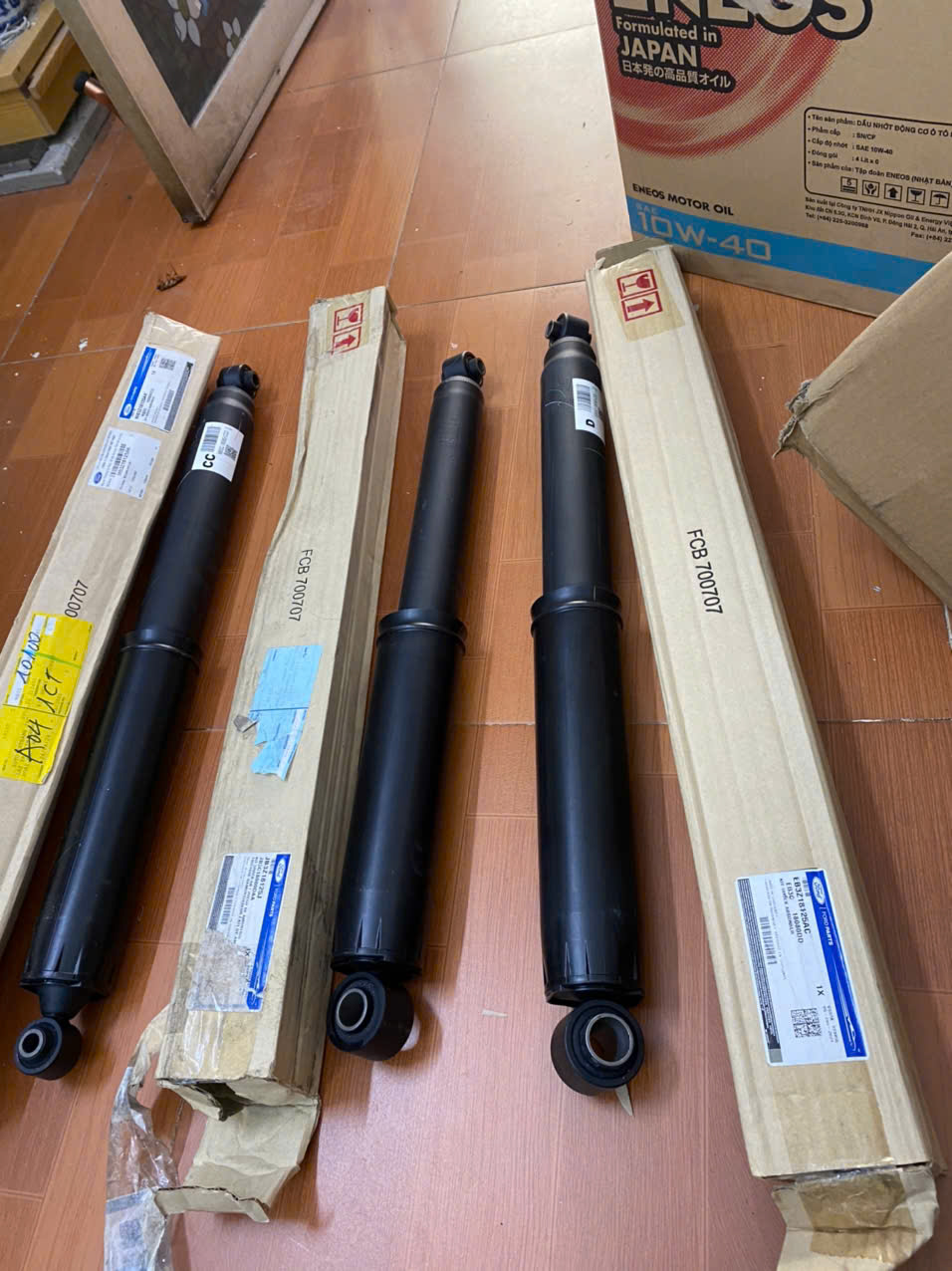 Giảm sóc sau Ranger 3.2 EB3Z18125AC K2MZ18125A