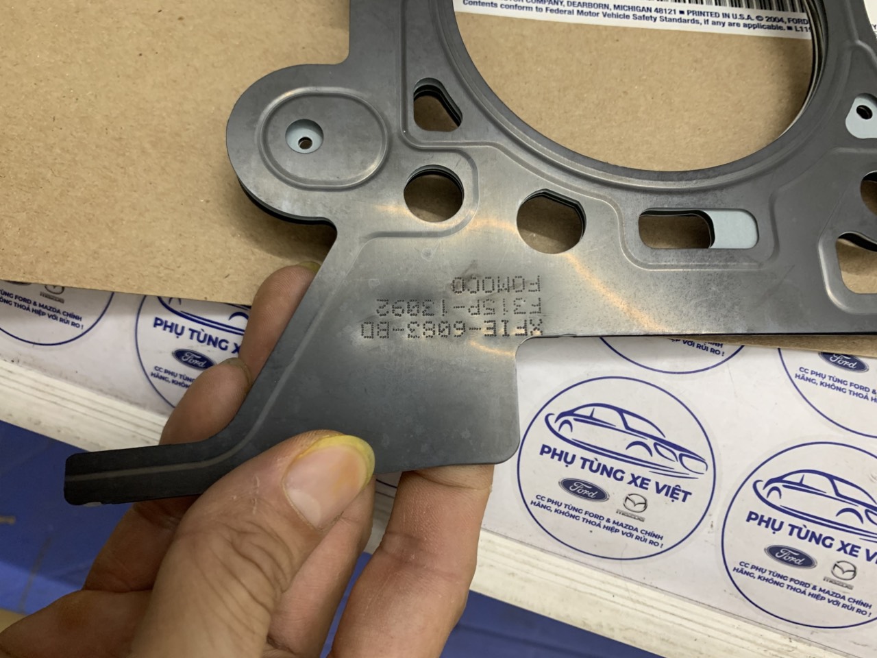 Gioăng mặt máy Escape 3.0 V6 6E5Z6051A ZZC210272 C210271