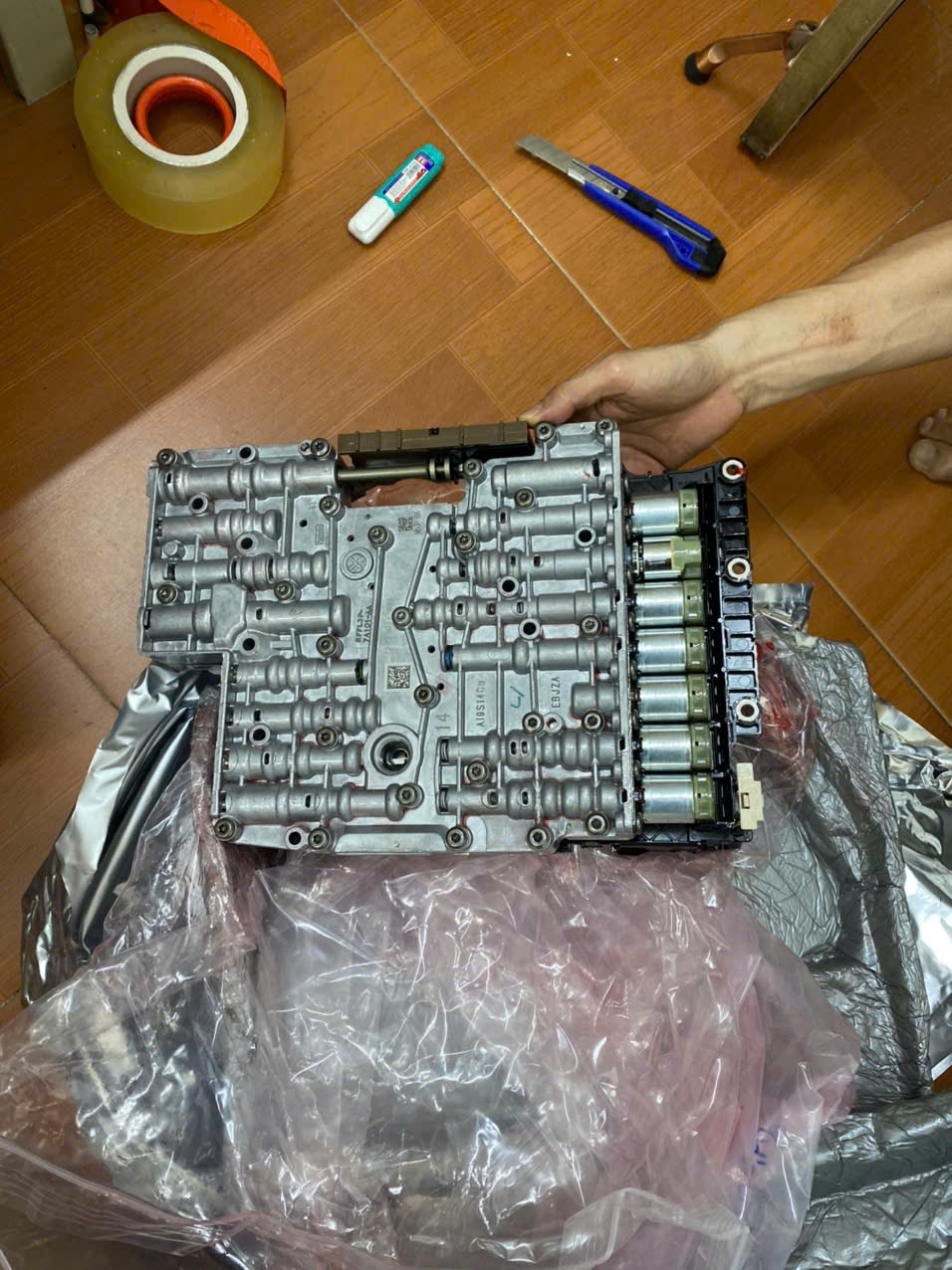 Hộp van điều khiển số tự động Ranger 3.2 MB3Z7A100A