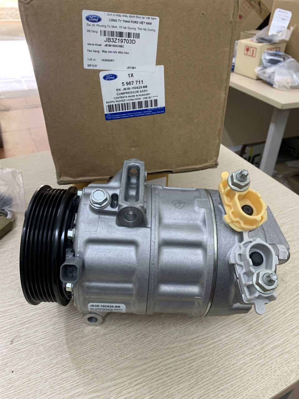 Lốc lạnh, lốc điều hoà Ford Everest 2018 19 20 21 JB3B19D629BA