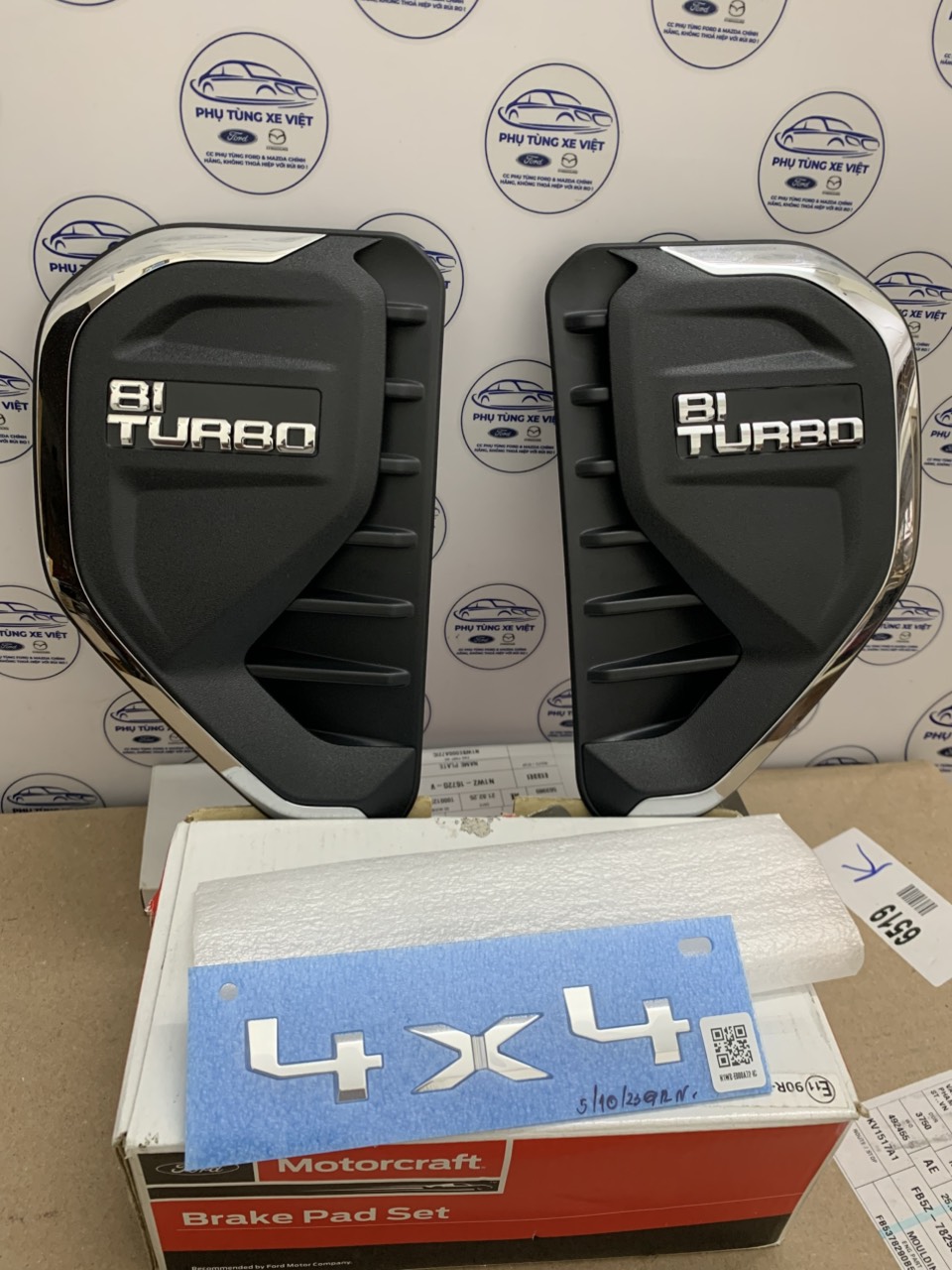 Ốp mang cá Ford Everest 2023 24 25 bi-turbo N1WB16G000JB