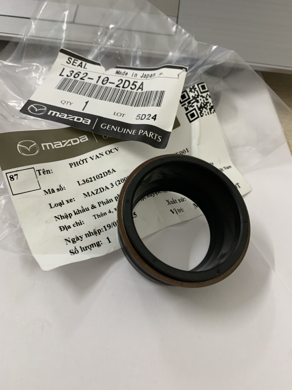 Phớt chặn dầu van xoay cam Ford Escape, Mazda 3 5M8Z6584AA
