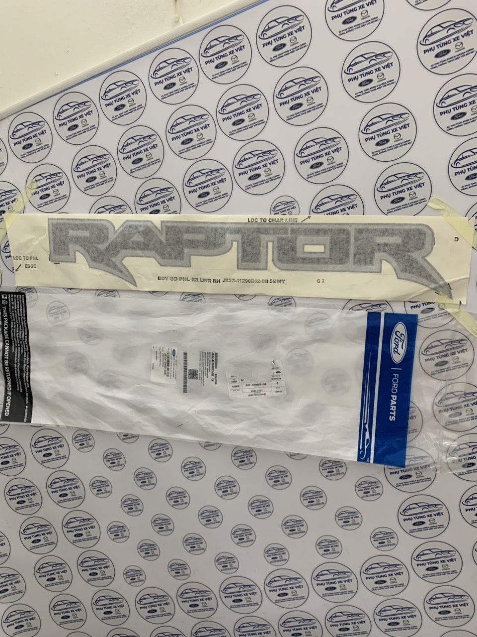 Tem chữ Raptor sườn xe, hông xe Ford JB3Z41290D12DB D13DB