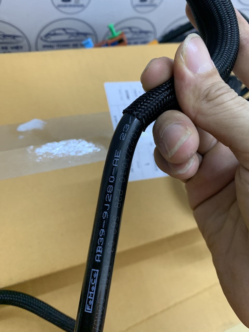 Tuy ô bầu lọc nhiên liệu Ranger 3.2 EB3Z9A274M AB3Z9J280B