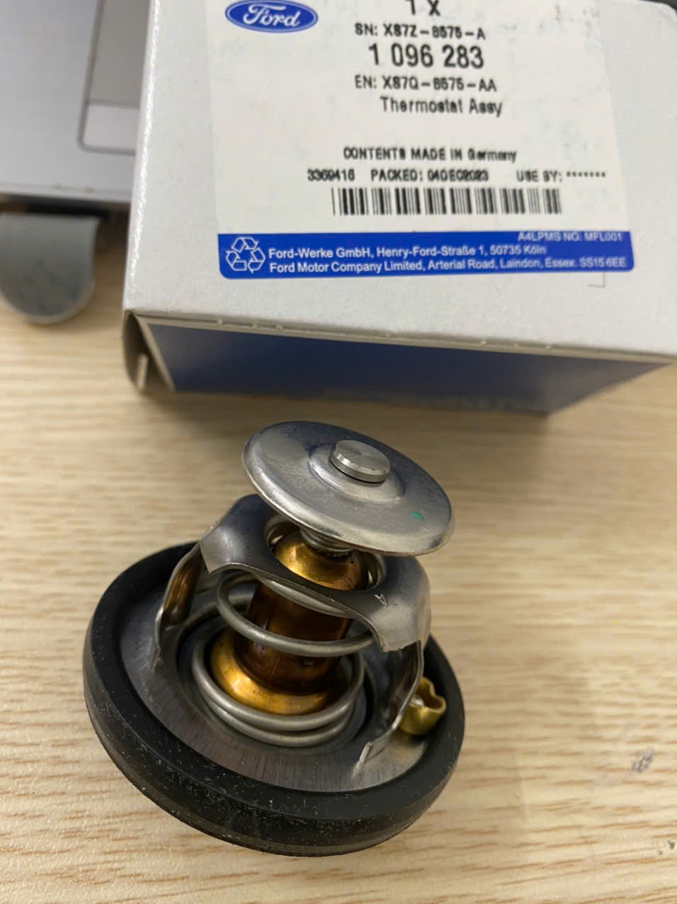 Van hằng nhiệt Ranger 3.2, van hằng nhiệt Mazda BT XS7Z8575A