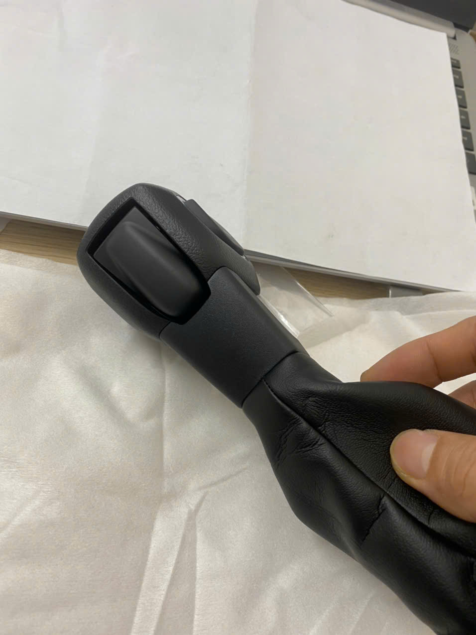 Tay chỉnh cần số tự động Ford Everest, Ranger 2.0 JB3Z7213C