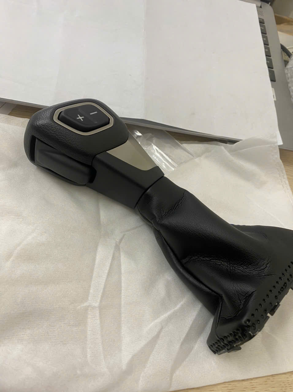 Tay chỉnh cần số tự động Ford Everest, Ranger 2.0 JB3Z7213C