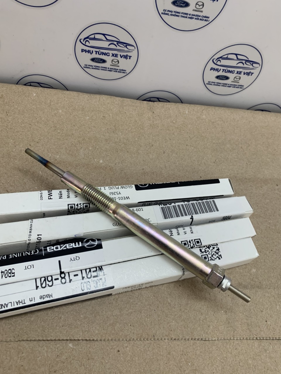 Bugi sấy , nến sấy nhiên liệu Ford Ranger 2009 10 11 WE0118601