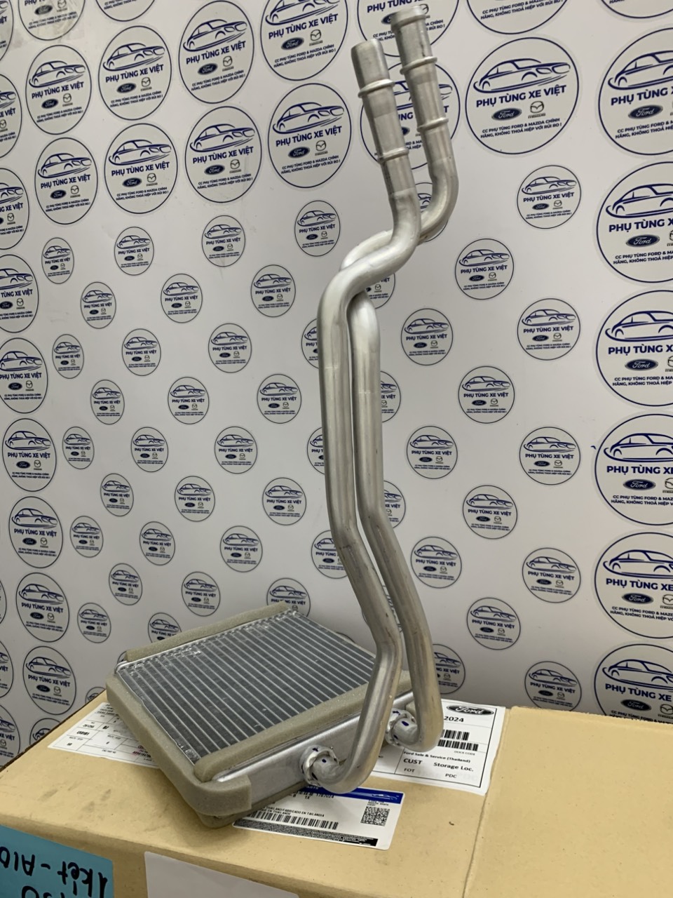 Két sưởi điều hòa Ford EcoSport AV1Z18476D AV1118B539CA