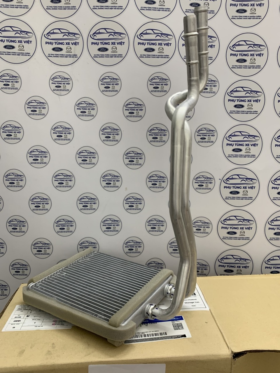 Két sưởi điều hòa Ford EcoSport AV1Z18476D AV1118B539CA