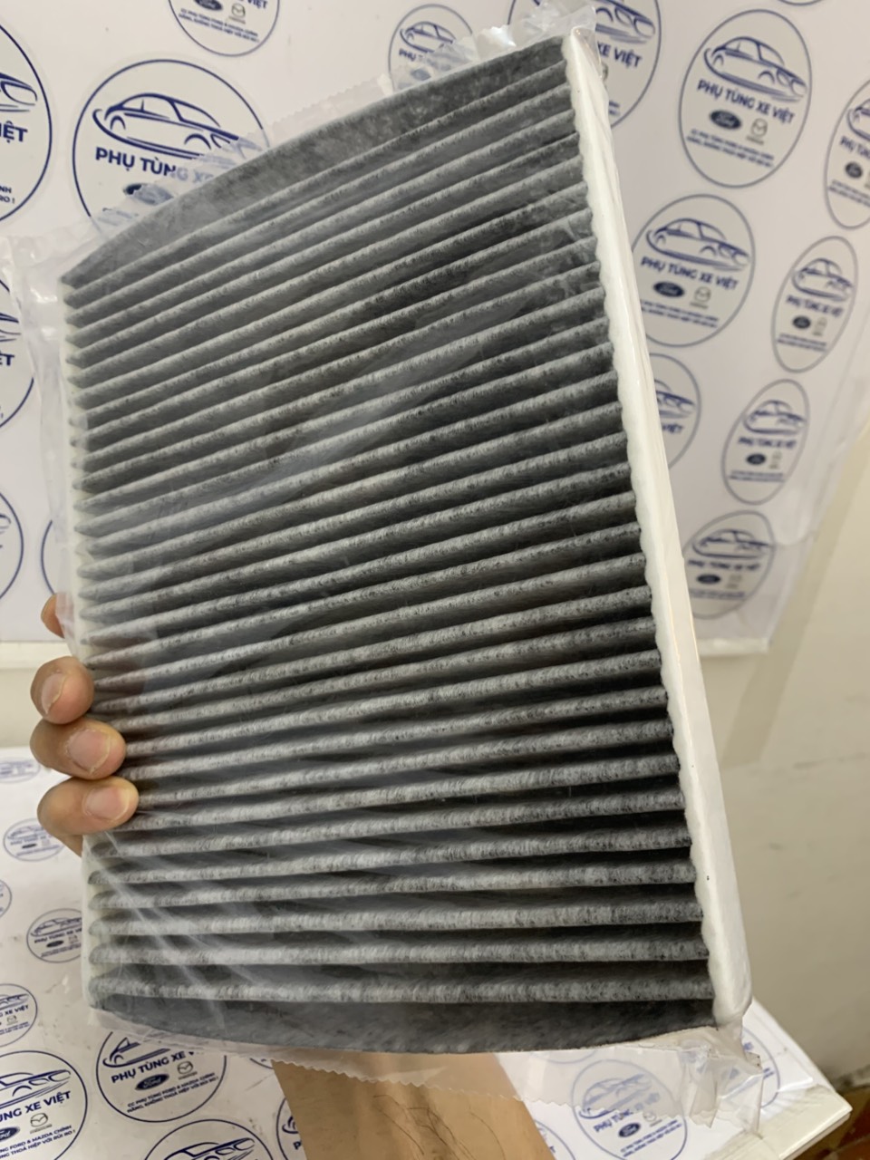Lọc gió điều hoà Ford EcoSport chính hãng 8V5J-19G244-AA