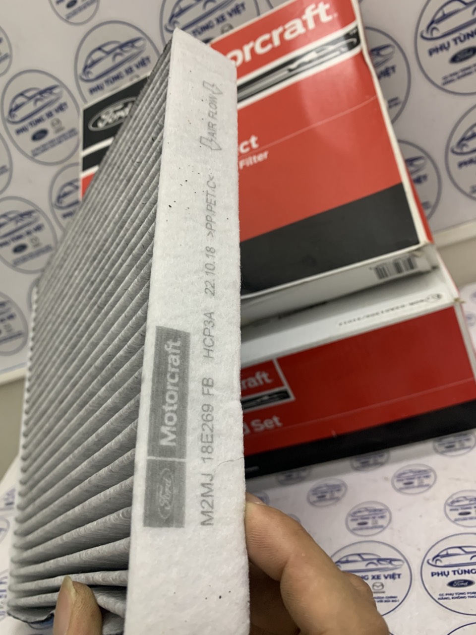 Lọc gió điều hoà Ford Ranger 3.2; Everest 3.2 M2MZ19N619A