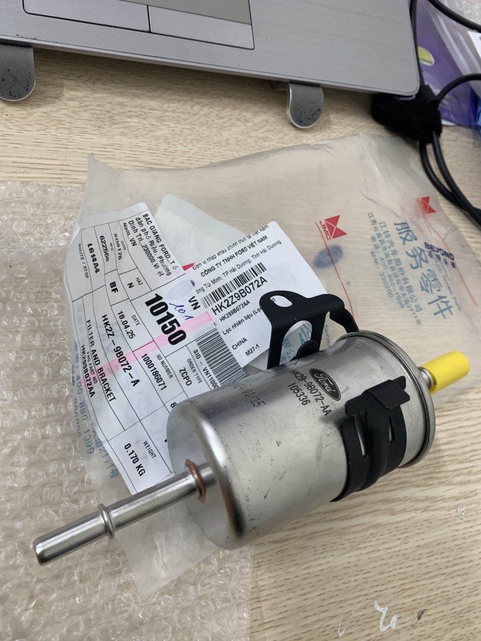 Lọc xăng ngoài Ford Tourneo HK2Z9B072A HK29-9B072-AA