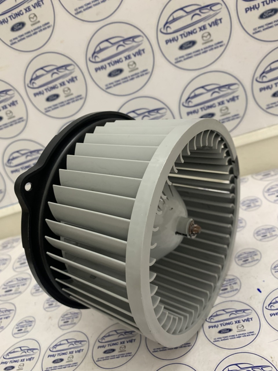 Quạt giàn lạnh điều hòa Ranger 3.2, 2.2 2013-2021 AB3Z19805B