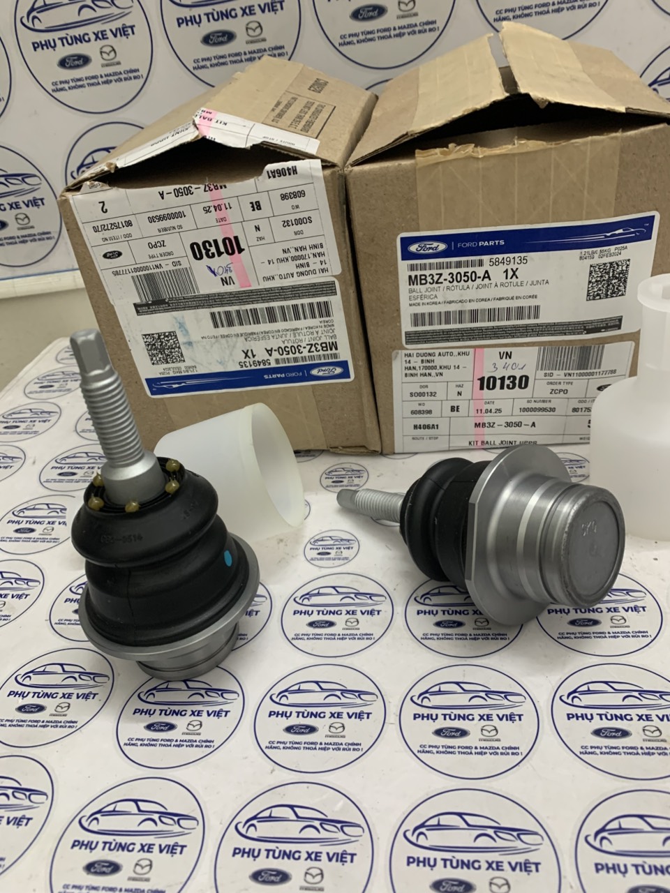 Rô tuyn trụ đứng trên Ford Ranger 2023 24 25 MB3Z3050A