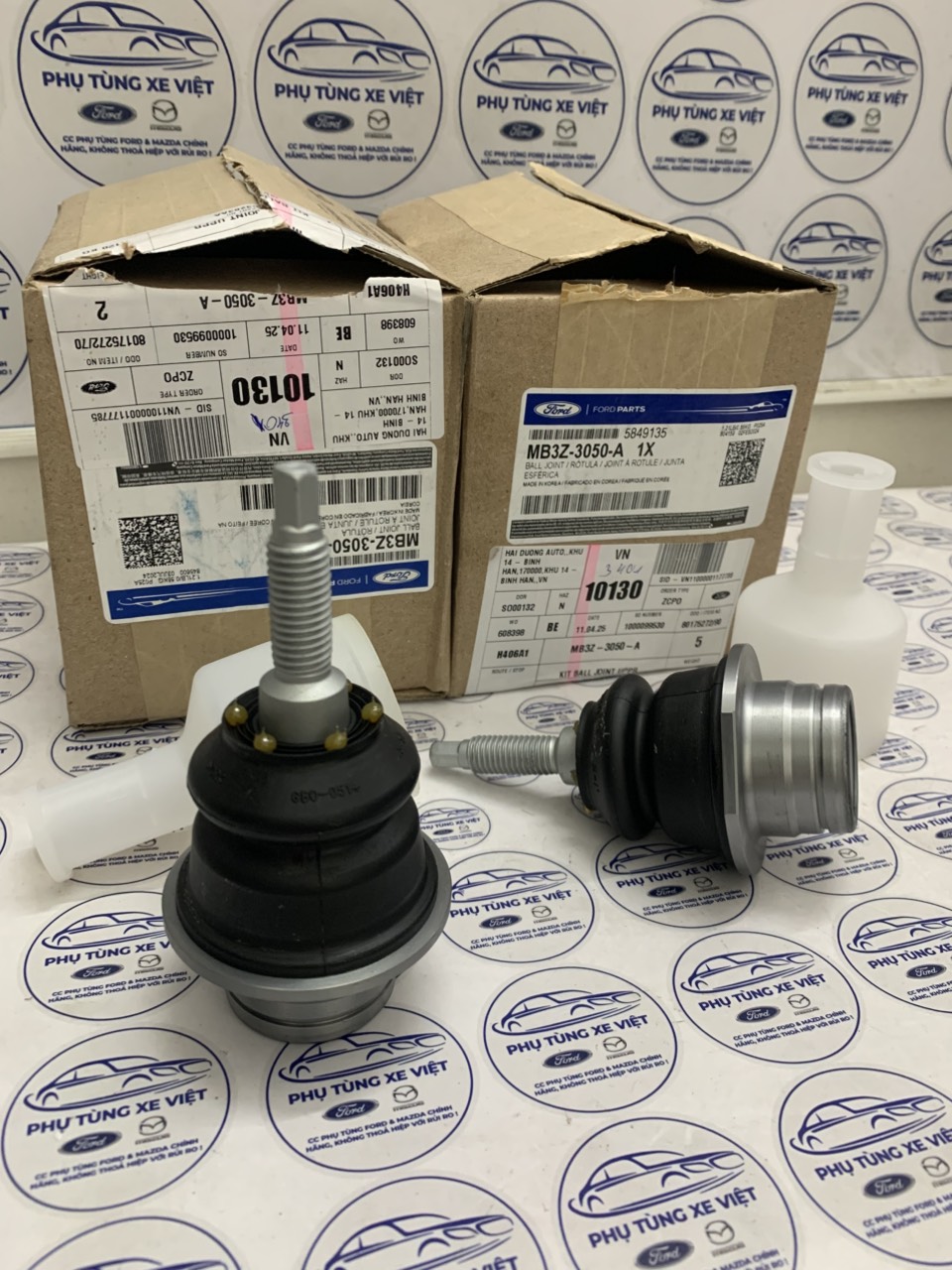 Rô tuyn trụ đứng trên Ford Ranger 2023 24 25 MB3Z3050A