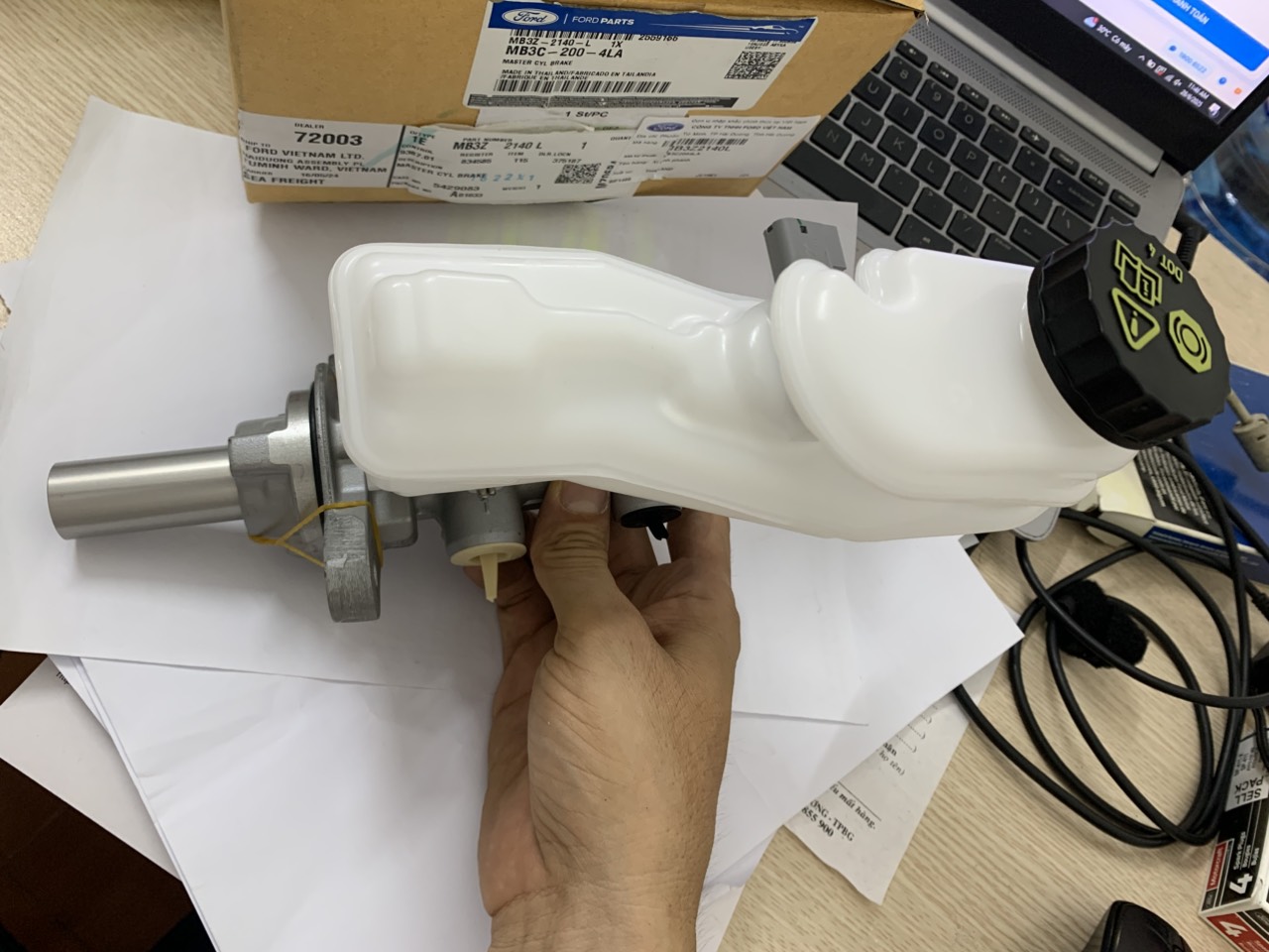 Tổng phanh Ford Ranger 2023 24 25 MB3Z2140L MB3C2004LA