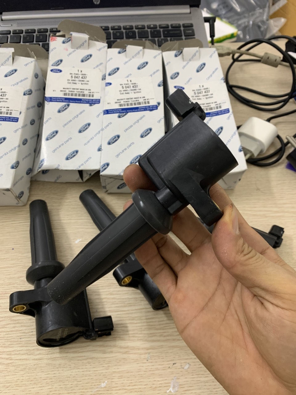 Bô bin , Bobin đánh lửa Focus 2008 09 10 11 12 4M5E-12A366-AA