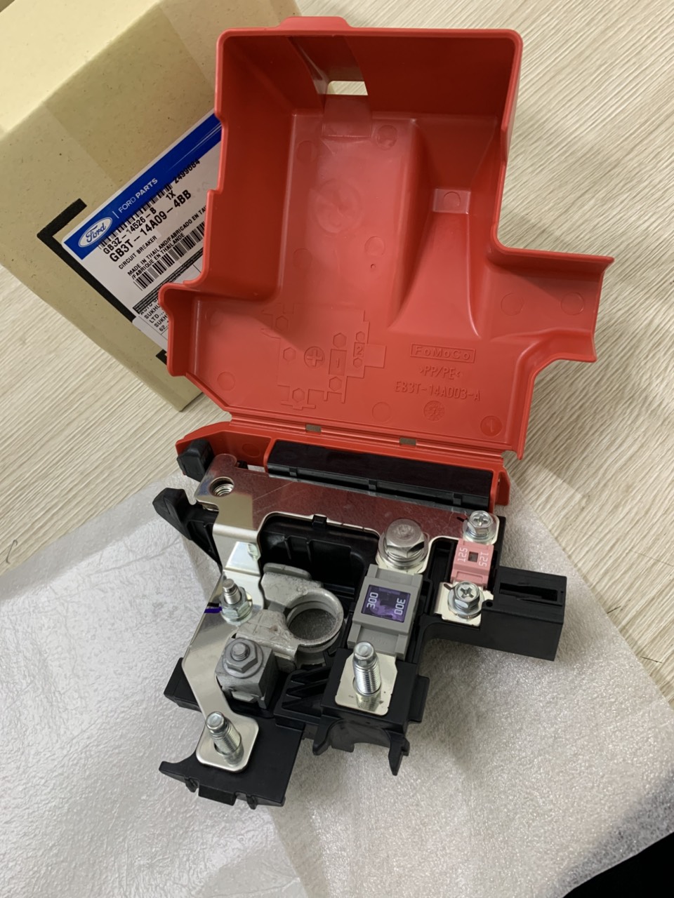 Cầu chì 300 am, cực dương ắc quy Ranger 2018-21 GB3Z14526B