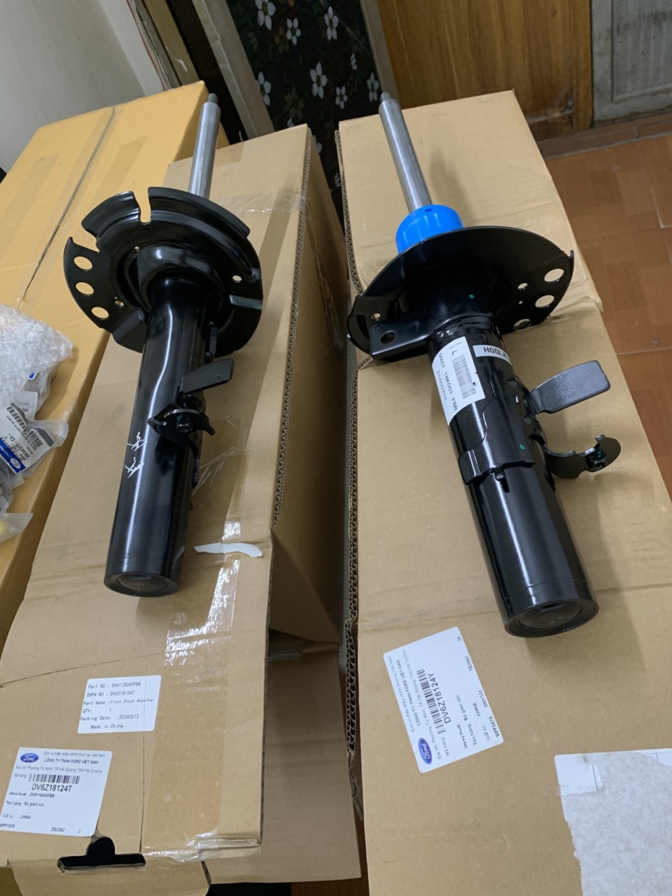 Giảm sóc trước Ford Focus 2015 16 17 18 19 DV6Z18124T