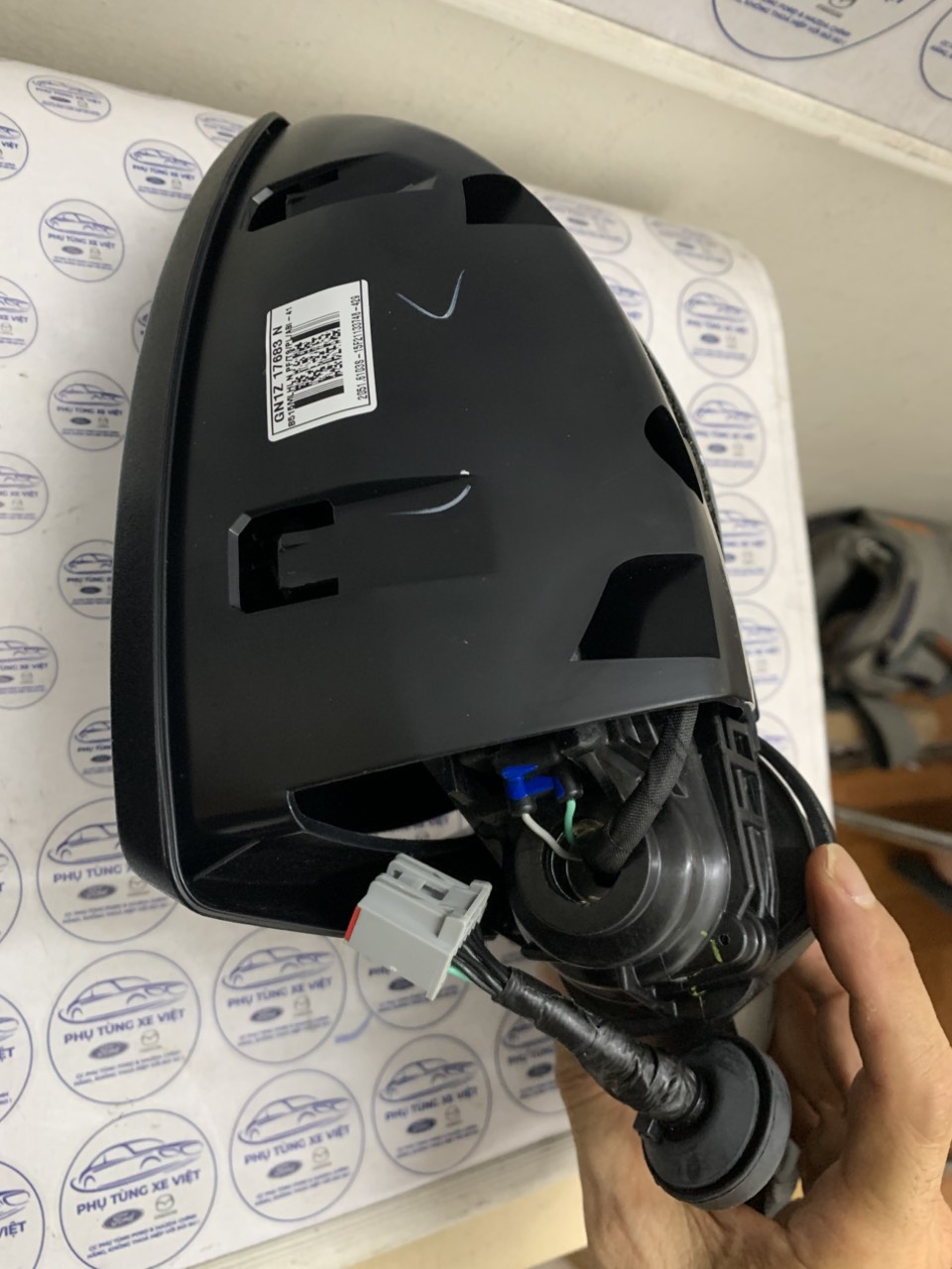 Gương chiếu hậu bên lái Ford EcoSport gập điện GN1Z17683N