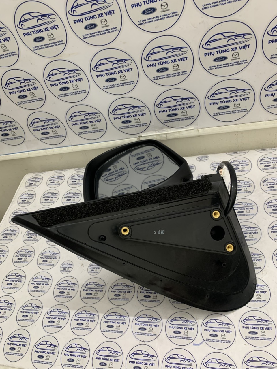 Gương chiếu hậu Escape 3.0 2001 02 03 04 05 3ET13X69120BA