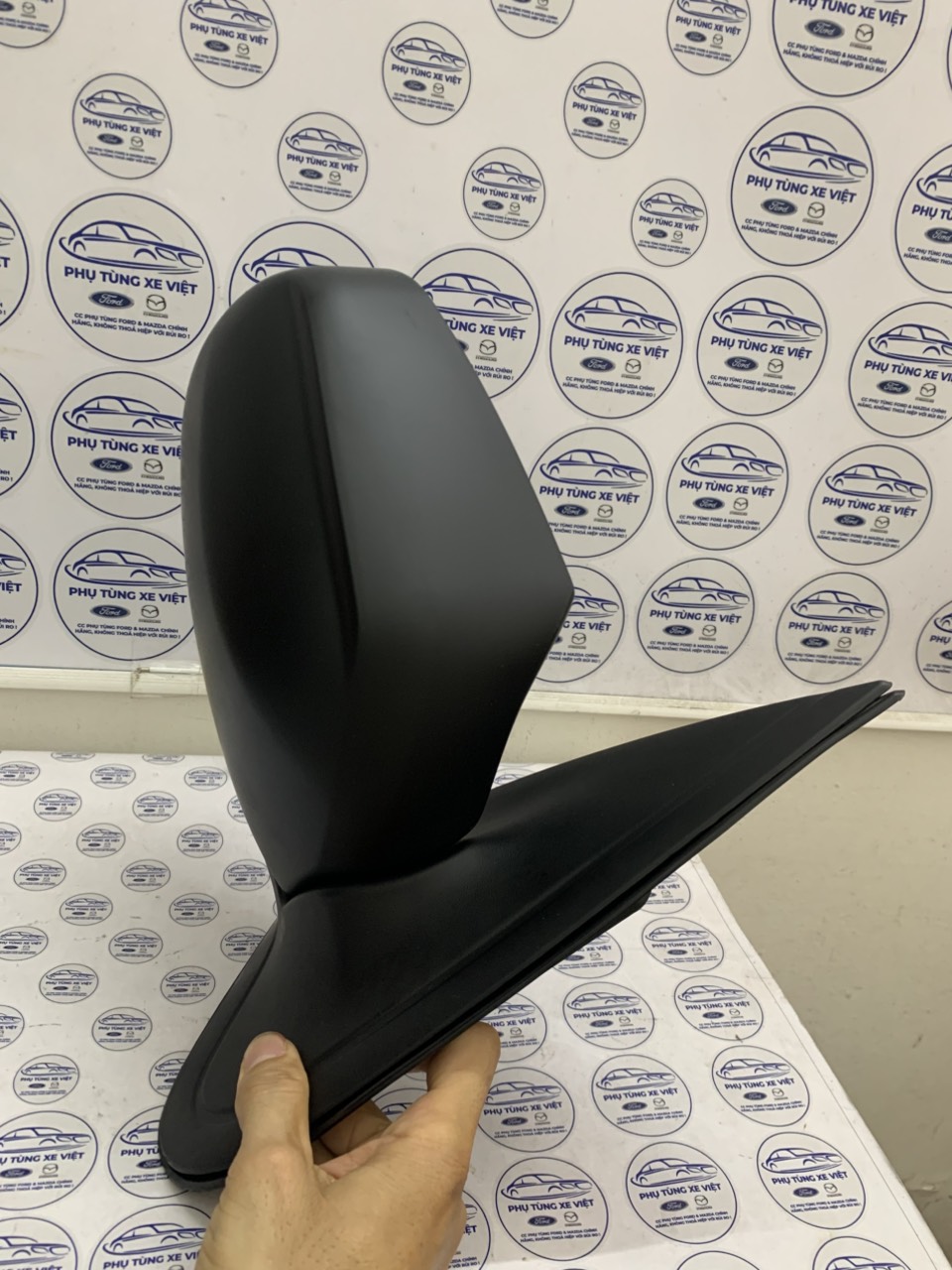 Gương chiếu hậu Escape 3.0 2001 02 03 04 05 3ET13X69120BA